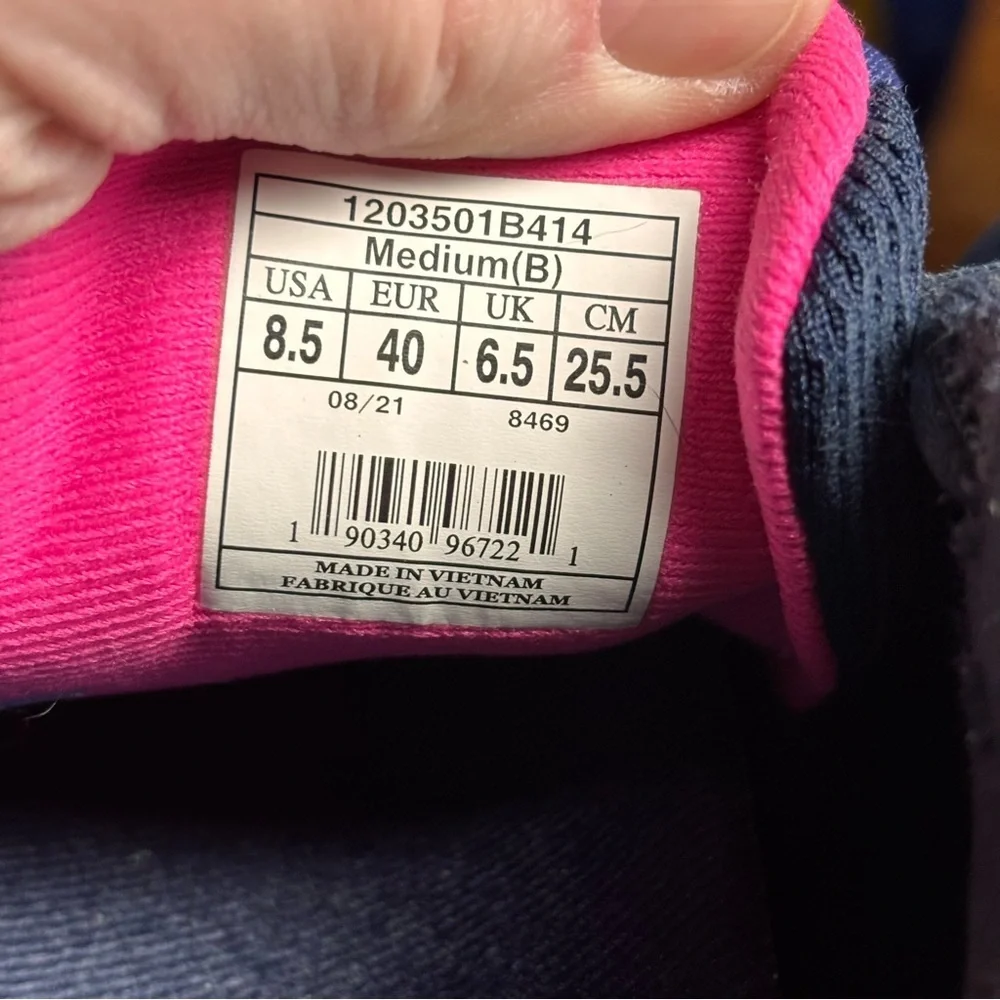 Brooks transmit women’s